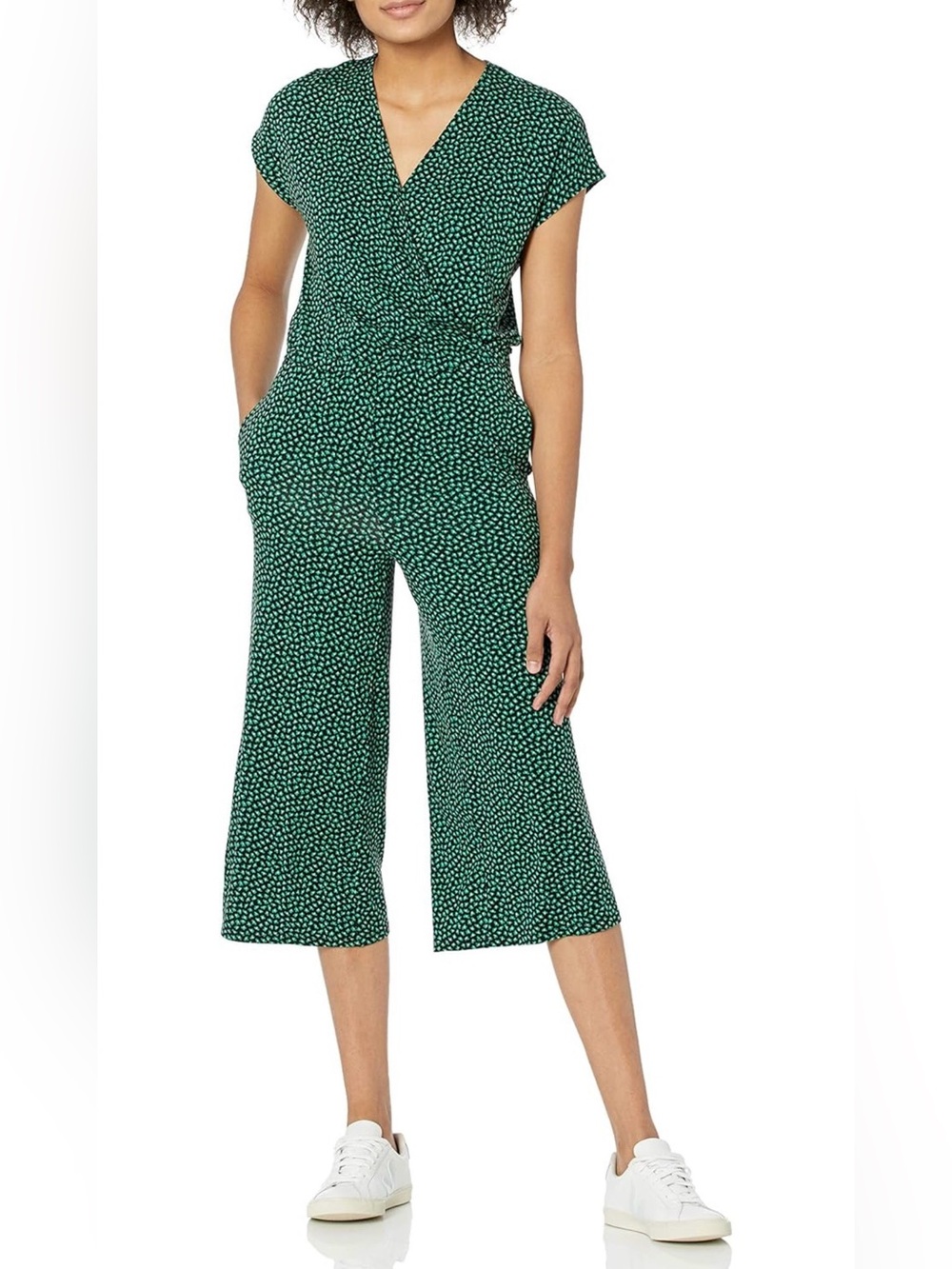 Amazon Essentials Women’s Short Sleeve Green Printed Cropped Wide-Leg Jumpsuit M